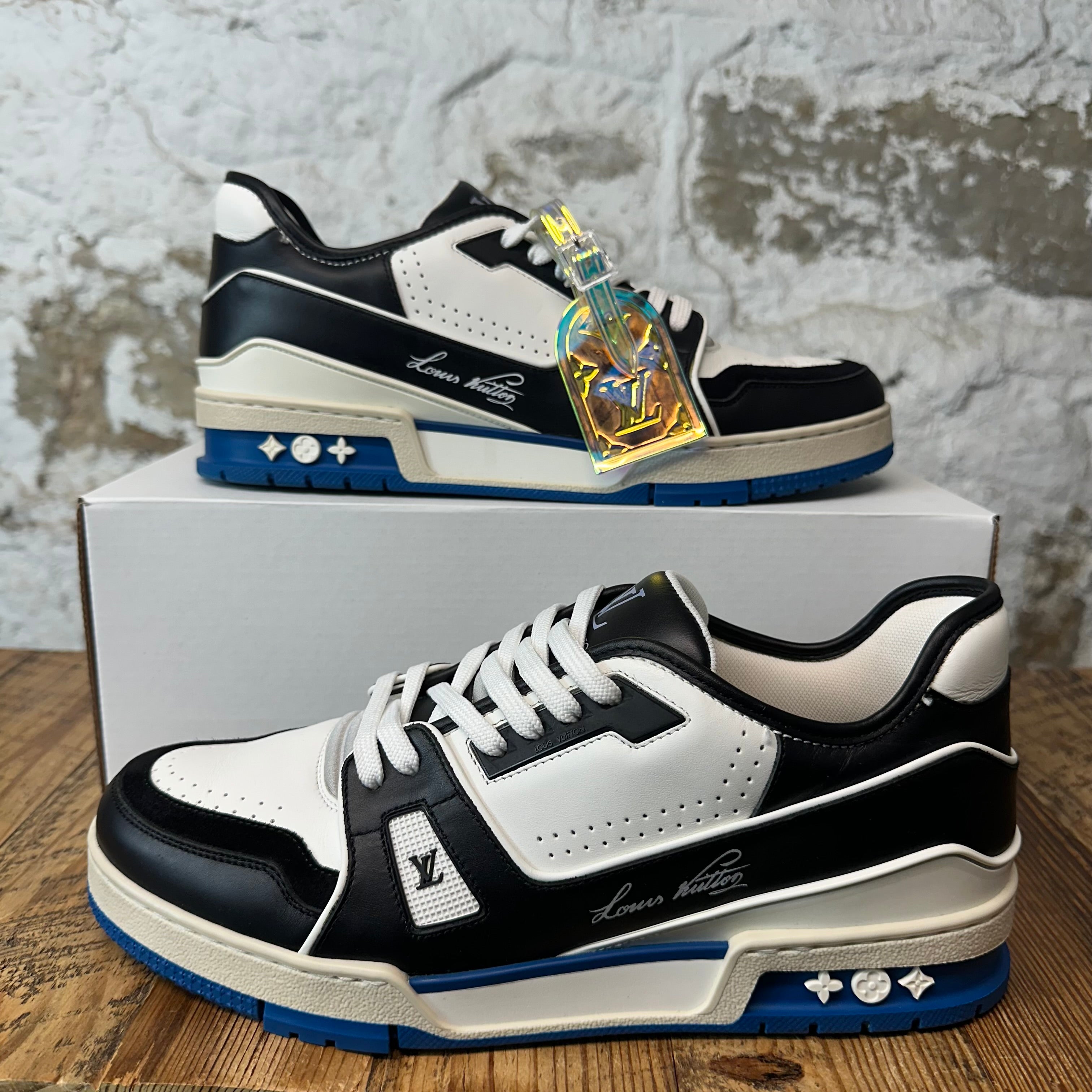 Louis Vuitton Blue White Black Trainer Sneaker Sz 10 (8.5LV)