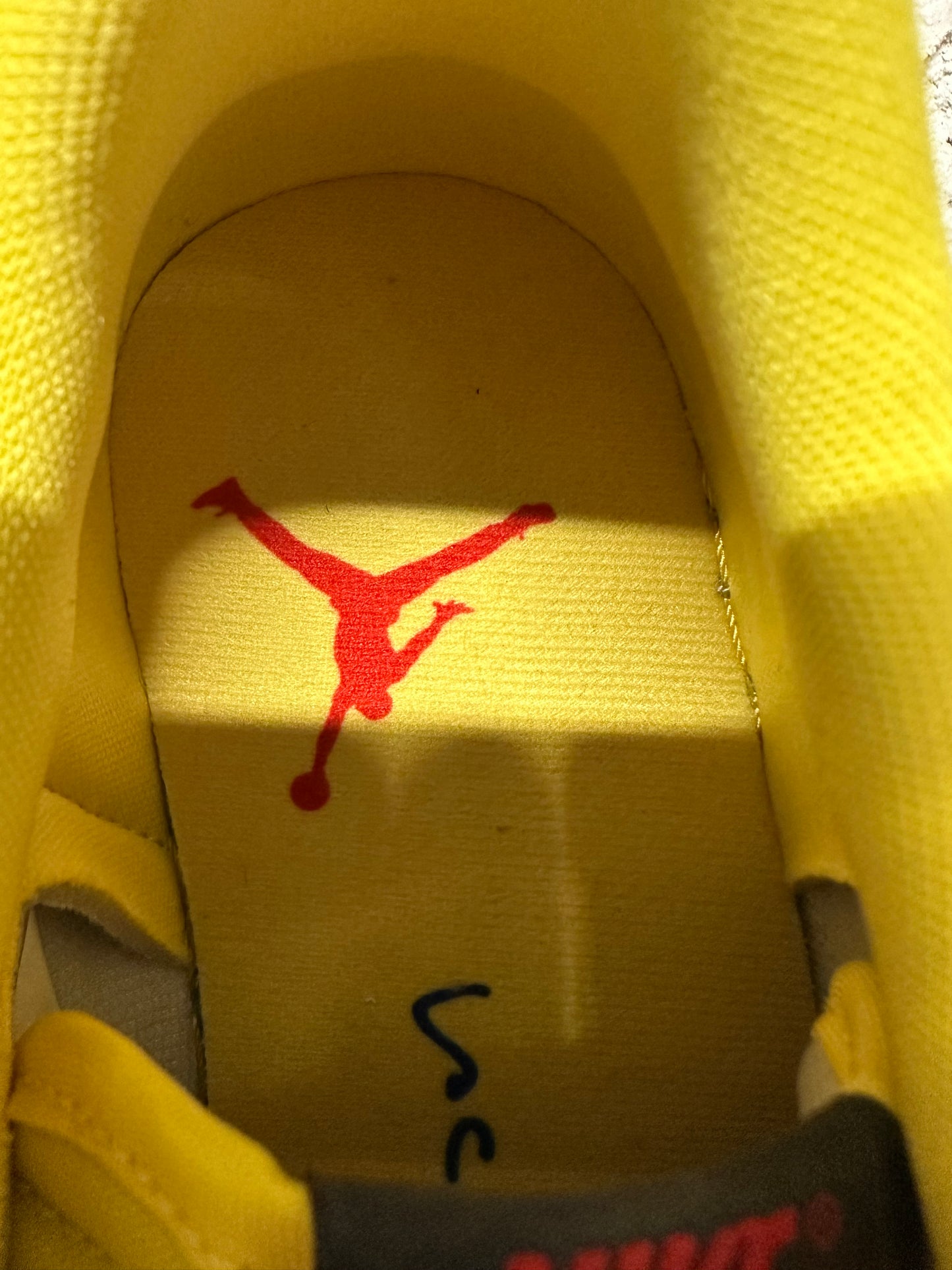 Air Jordan 1 Low Travis Scott Canary Sz 7 (8.5W) DS