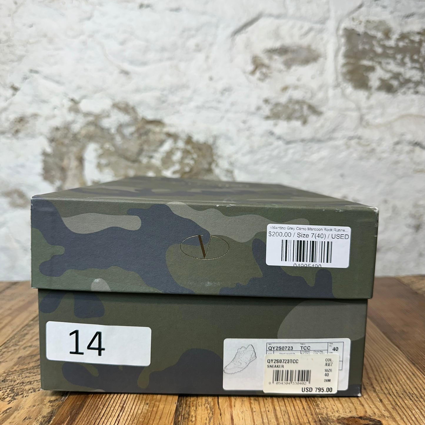 Valentino Grey Camo Marooon Rock Runner Sneaker Sz 7 (40)