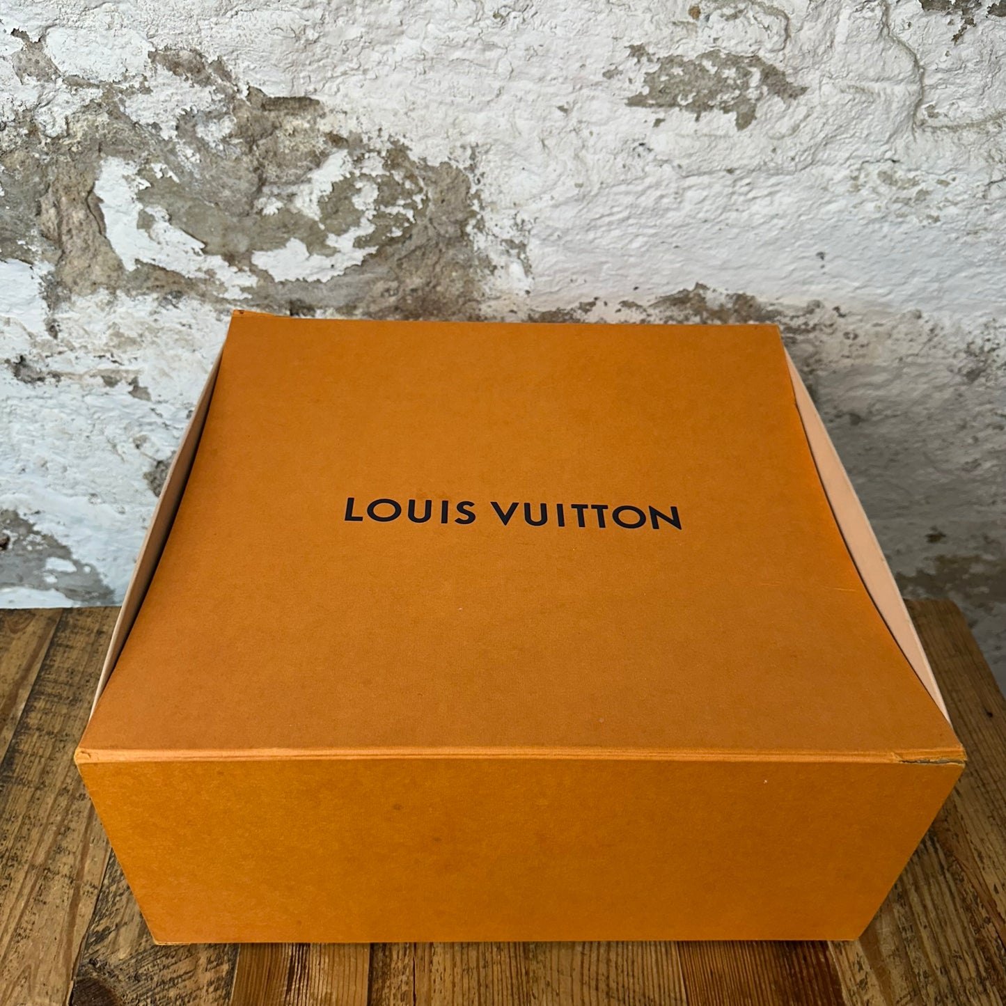 Louis Vuitton White Cream Trainer Sneaker Sz 11.5 (10LV)