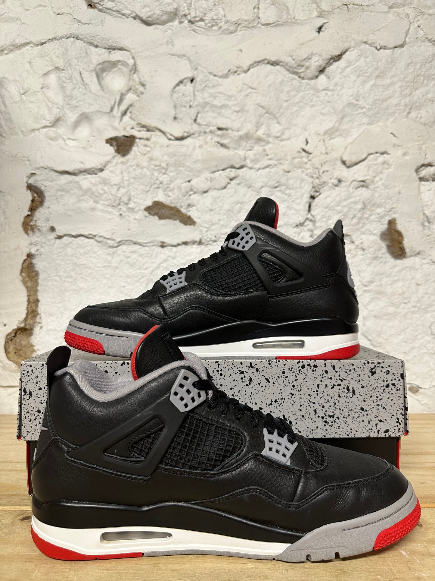 Air Jordan 4 Bred Reimagined Sz 12