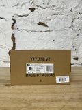 Yeezy 350 Carbon Beluga Sz 8.5 DS