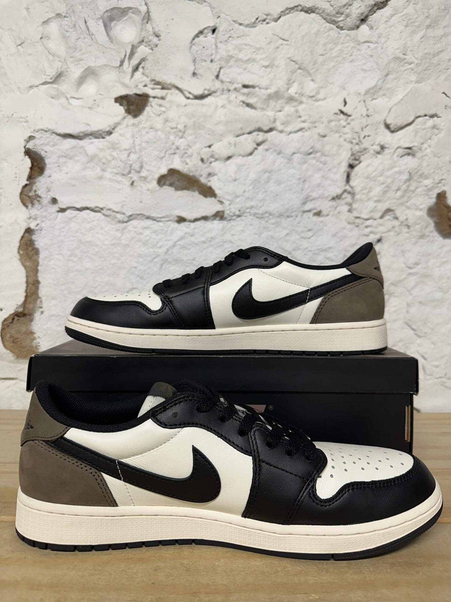 Air Jordan 1 Low Mocha Sz 12