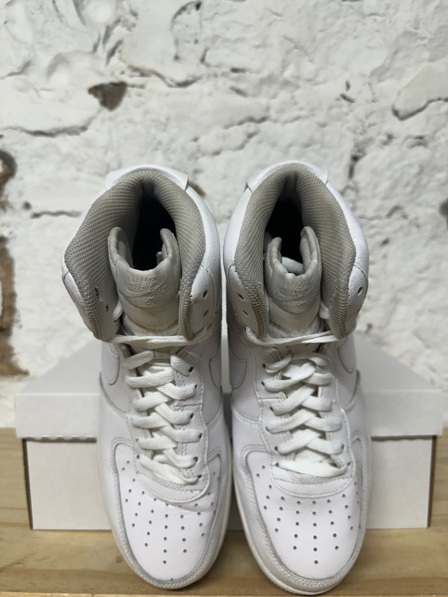 Nike Air Force 1 High Triple White Sz 8.5
