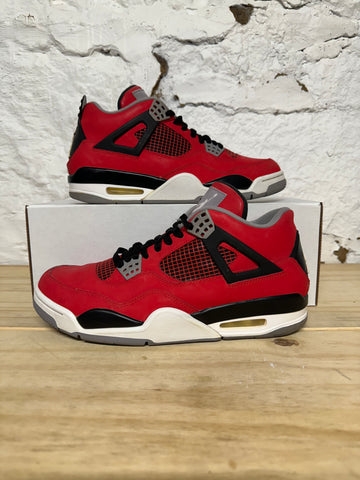 Air Jordan 4 Toro Bravo Sz 9.5