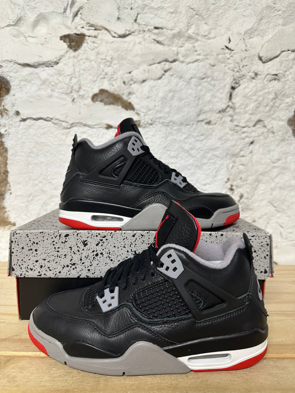 Air Jordan 4 Bred Reimagined Sz 5.5Y