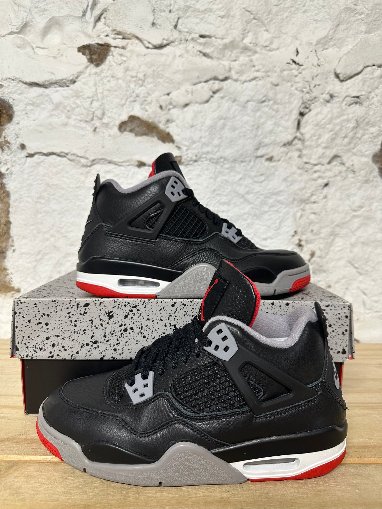 Air Jordan 4 Bred Reimagined Sz 5.5Y