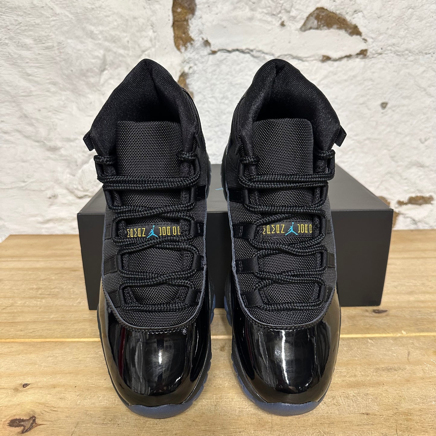 Air Jordan 11 High Gamma Blue (2025) Sz 9 DS