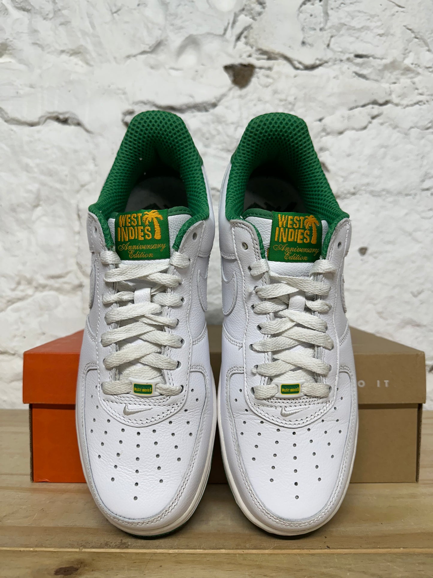 Nike Air Force 1 Low West Indies Sz 8.5