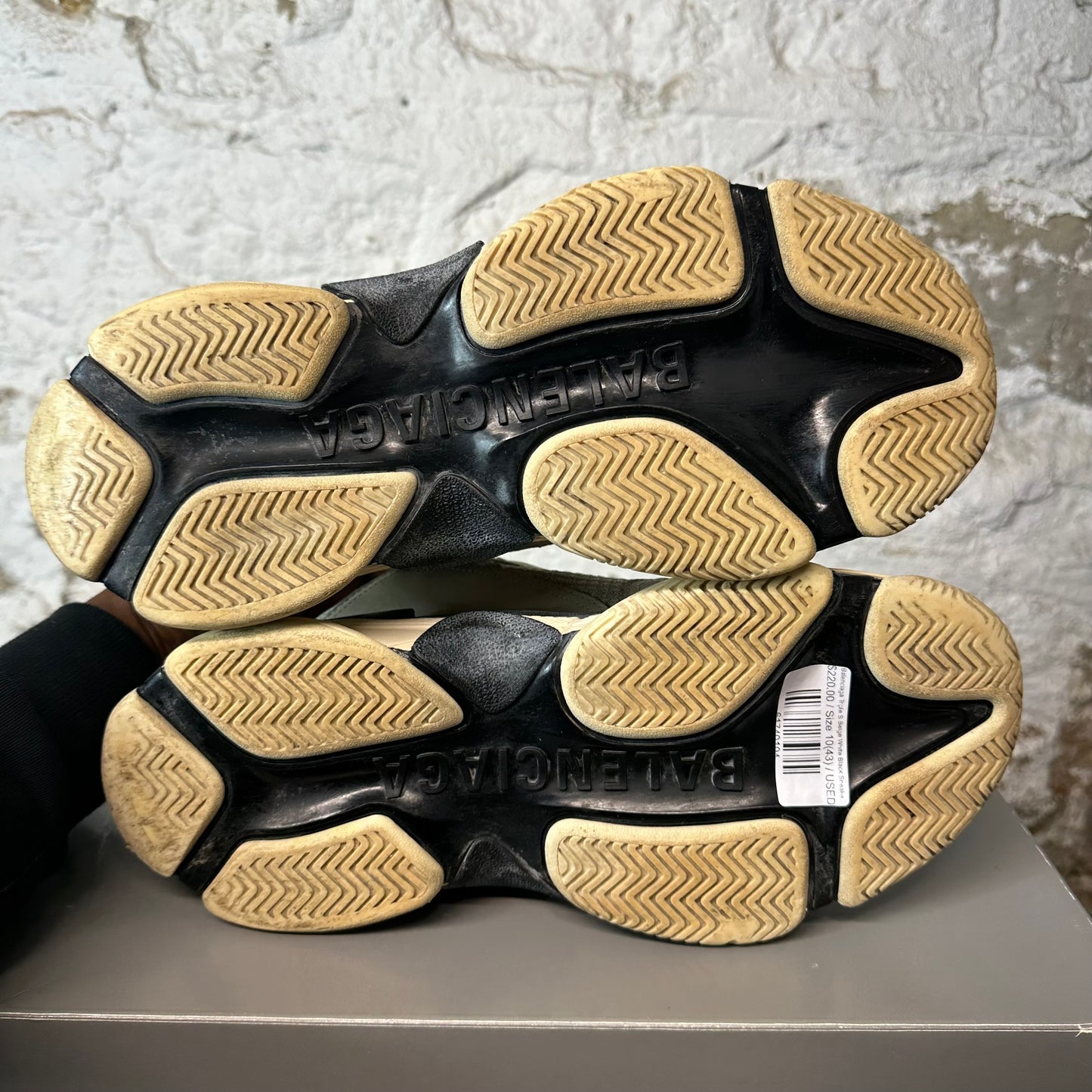 Balenciaga Triple S Beige White Black Sneaker Sz 10 (43)