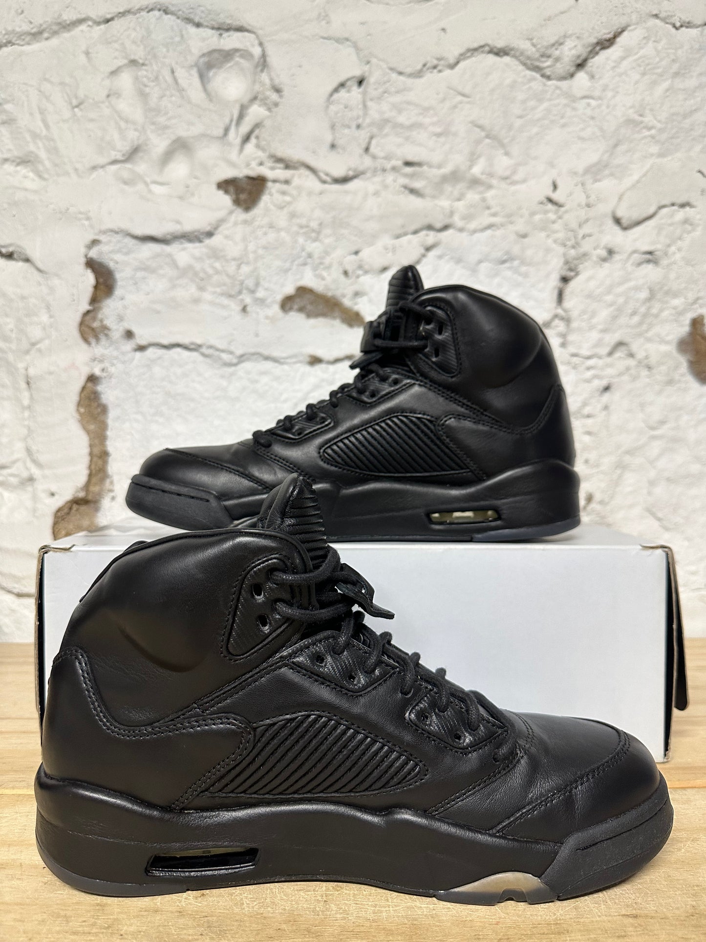 Air Jordan 5 Premium Triple Black Sz 9