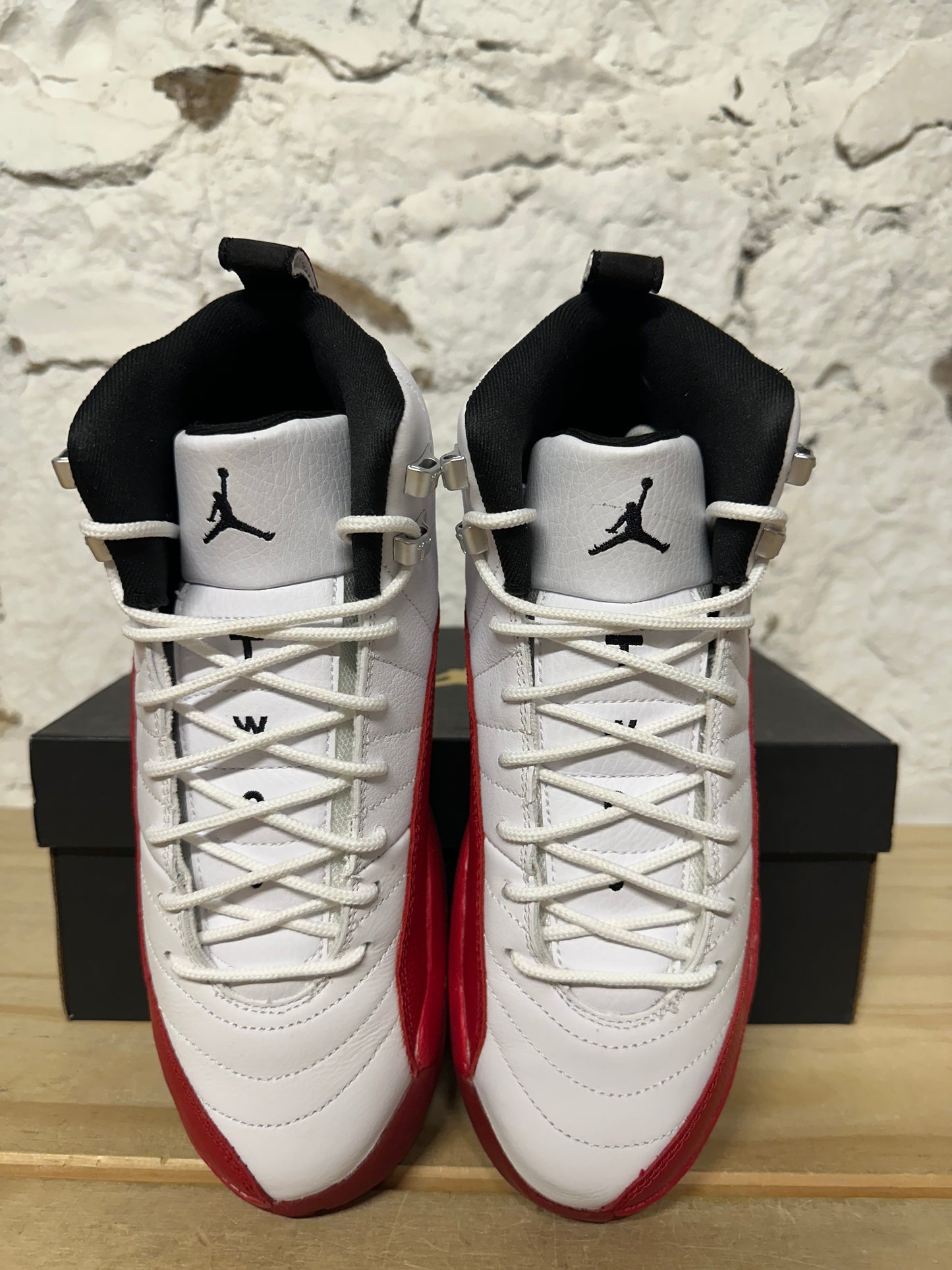 Air Jordan 12 Cherry Sz 6.5Y DS