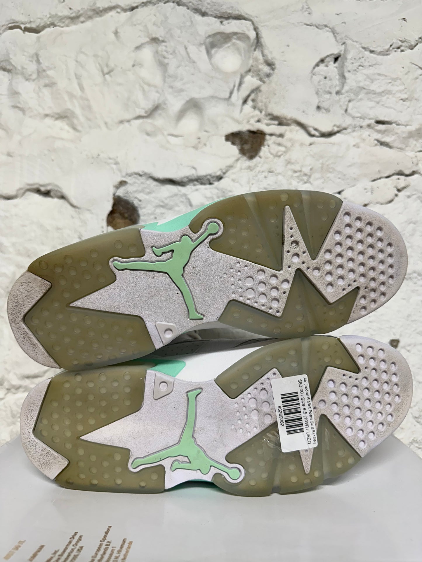 Air Jordan 6 Mint Foam Sz 8.5 (10W)