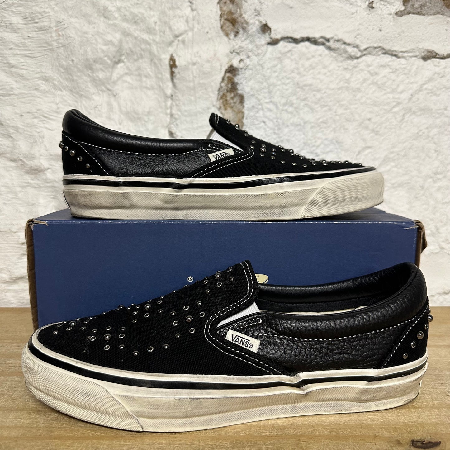 Vans LX Classic Slip On 98 Pearlized Blackout Sz 8.5