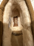 Ugg Classic Ultra Mini Boot Palace Looney Tunes Sz 7 DS