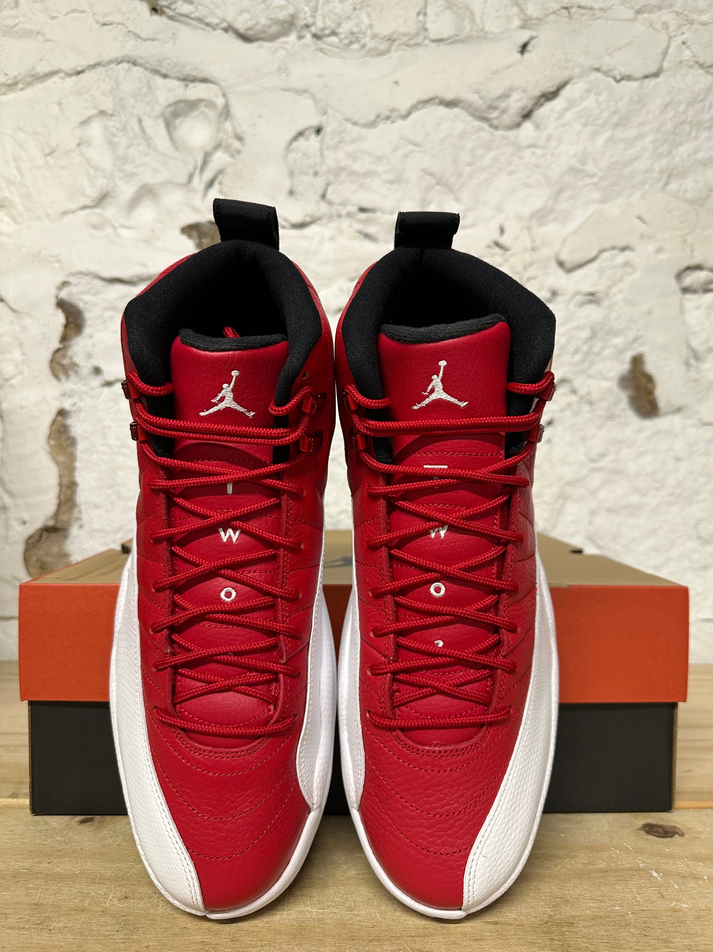 Air Jordan 12 Gym Red Sz 12 DS