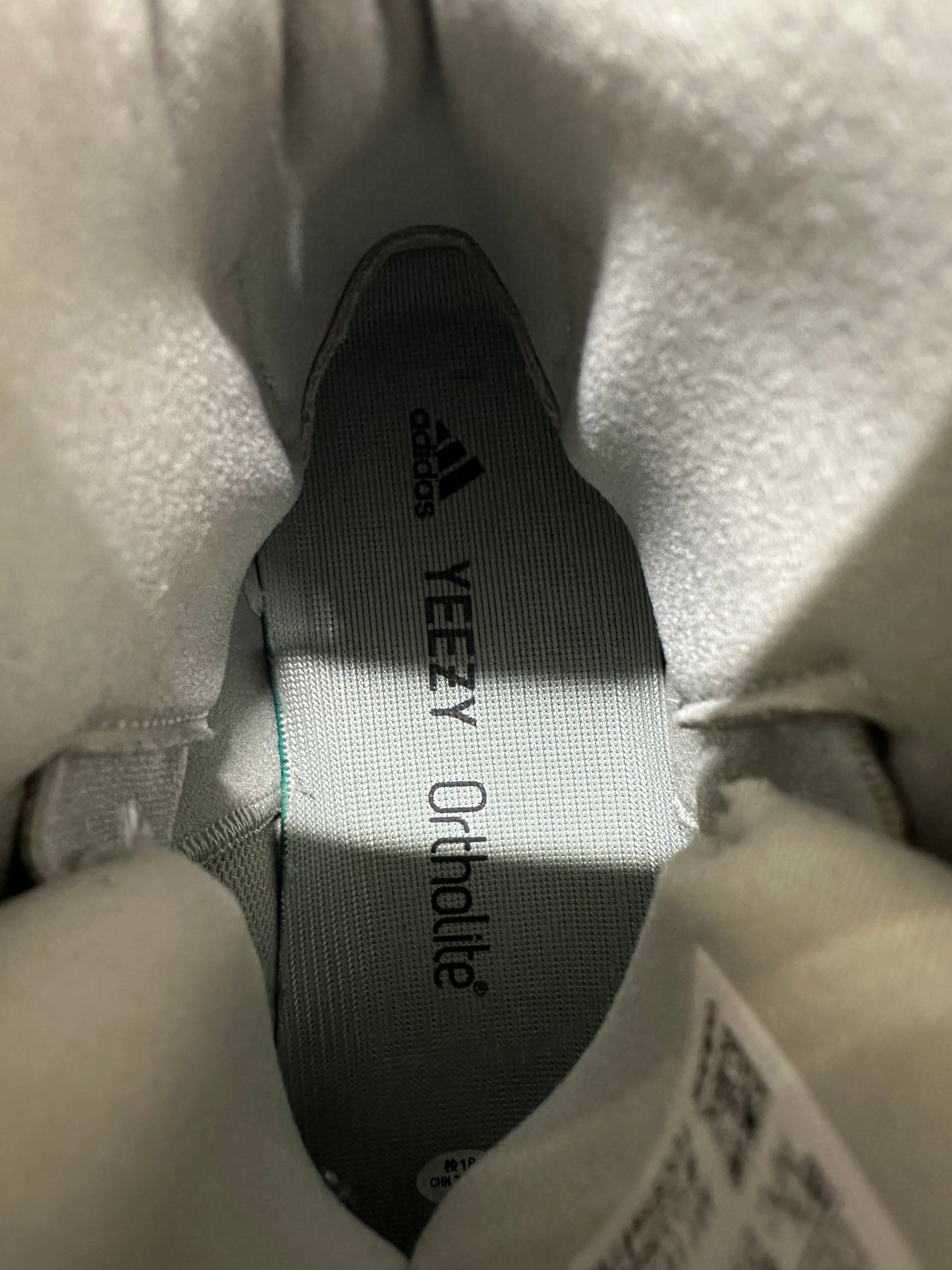 Yeezy DSRT Boot Salt Sz 8.5