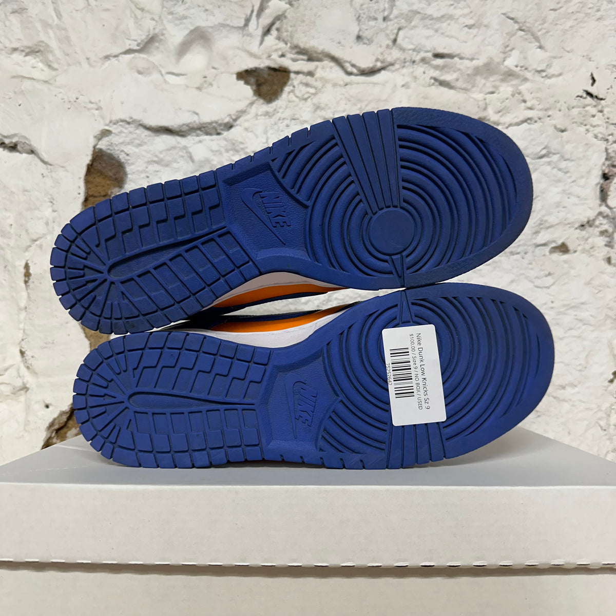 Nike Dunk Low Knicks Sz 9