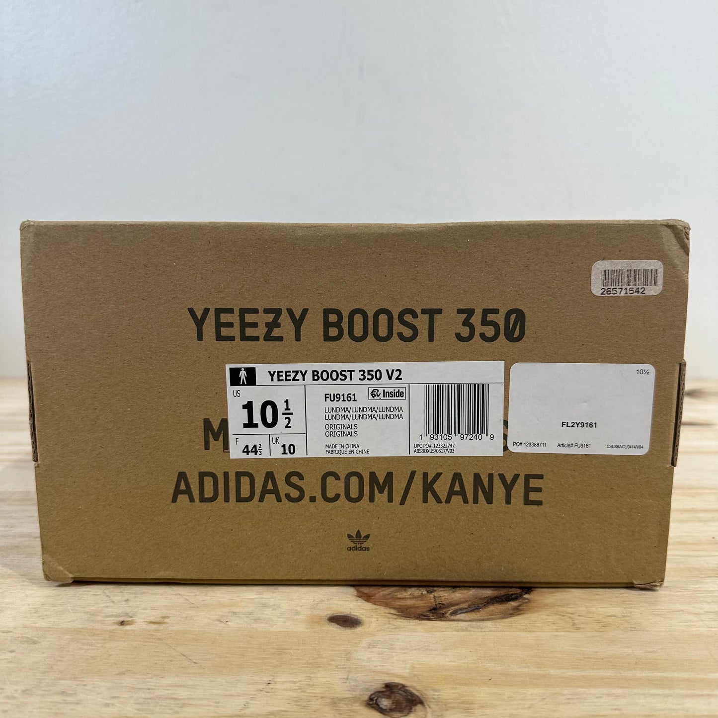 Adidas Yeezy Boost 350 V2 Lundmark Sz 10.5
