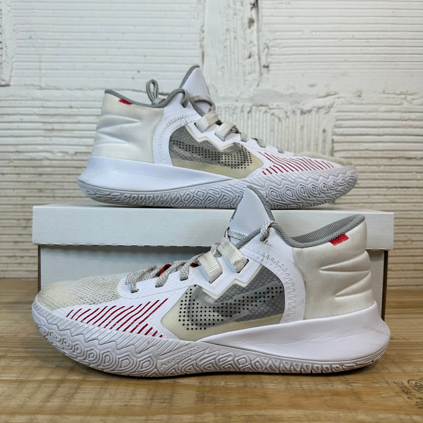 Nike Kyrie Fly Trap White Red Sz 11