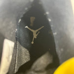 Air Jordan 4 Retro Thunder Sz 9.5