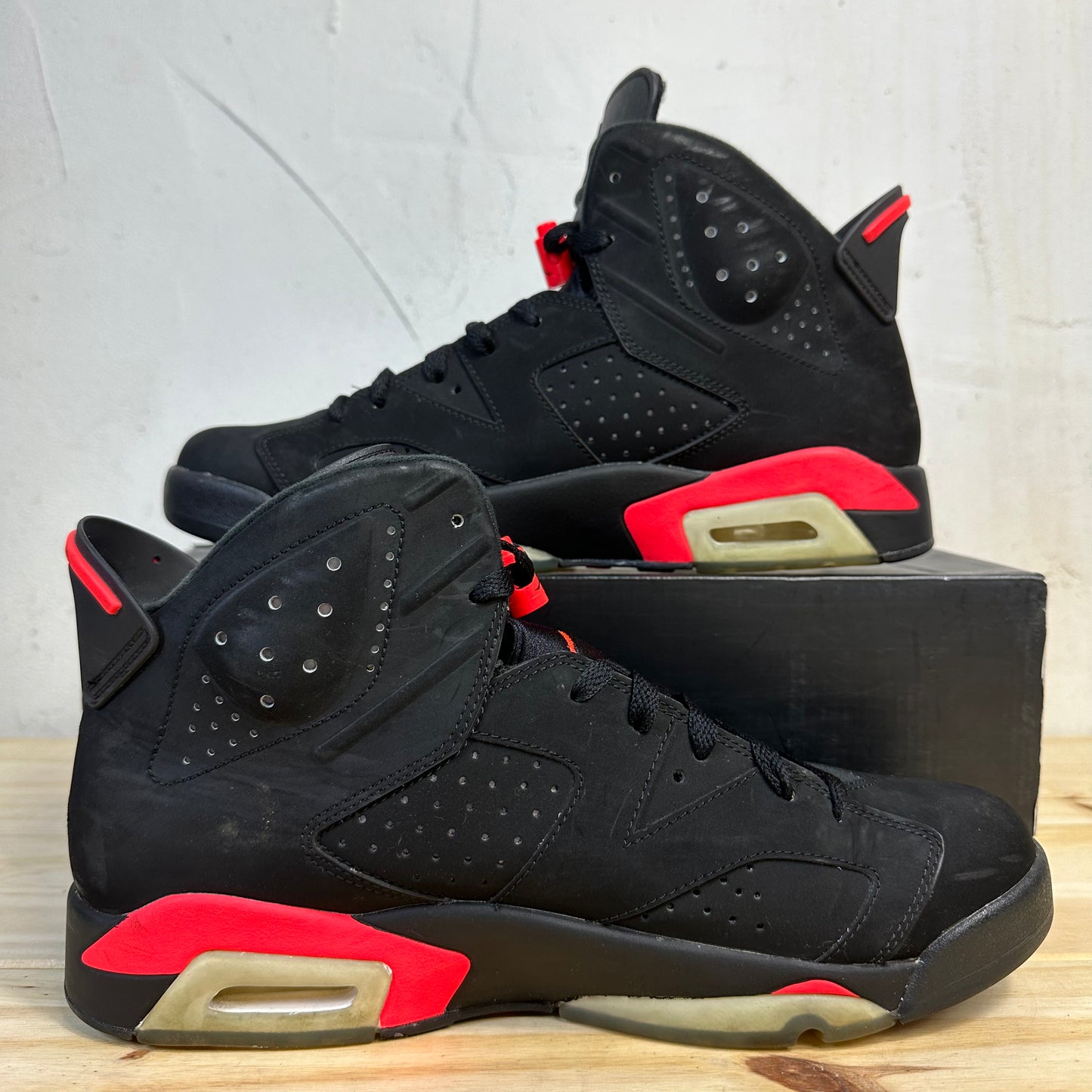 Air Jordan 6 Infrared Black Sz 10.5