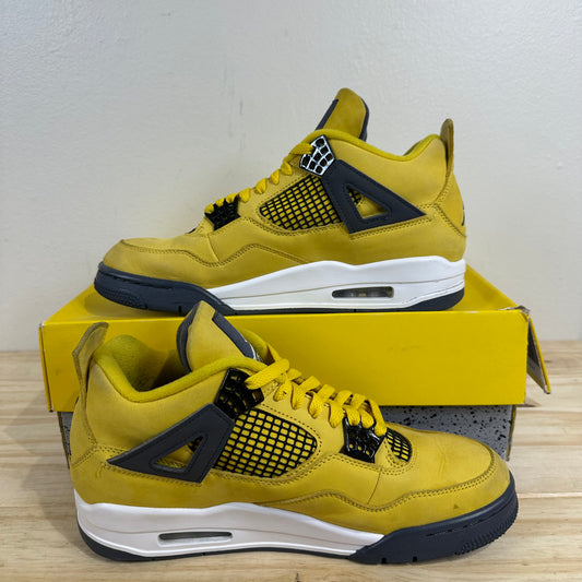 Air Jordan 4 Retro Lightning (2021) Sz 9.5
