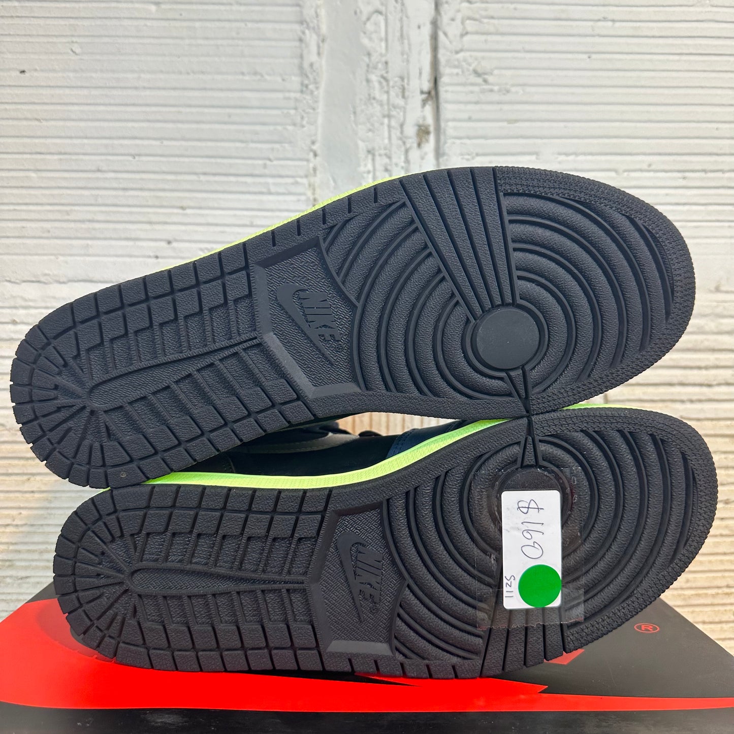 Air Jordan 1 Retro High Tokyo Bio Hack Sz 11