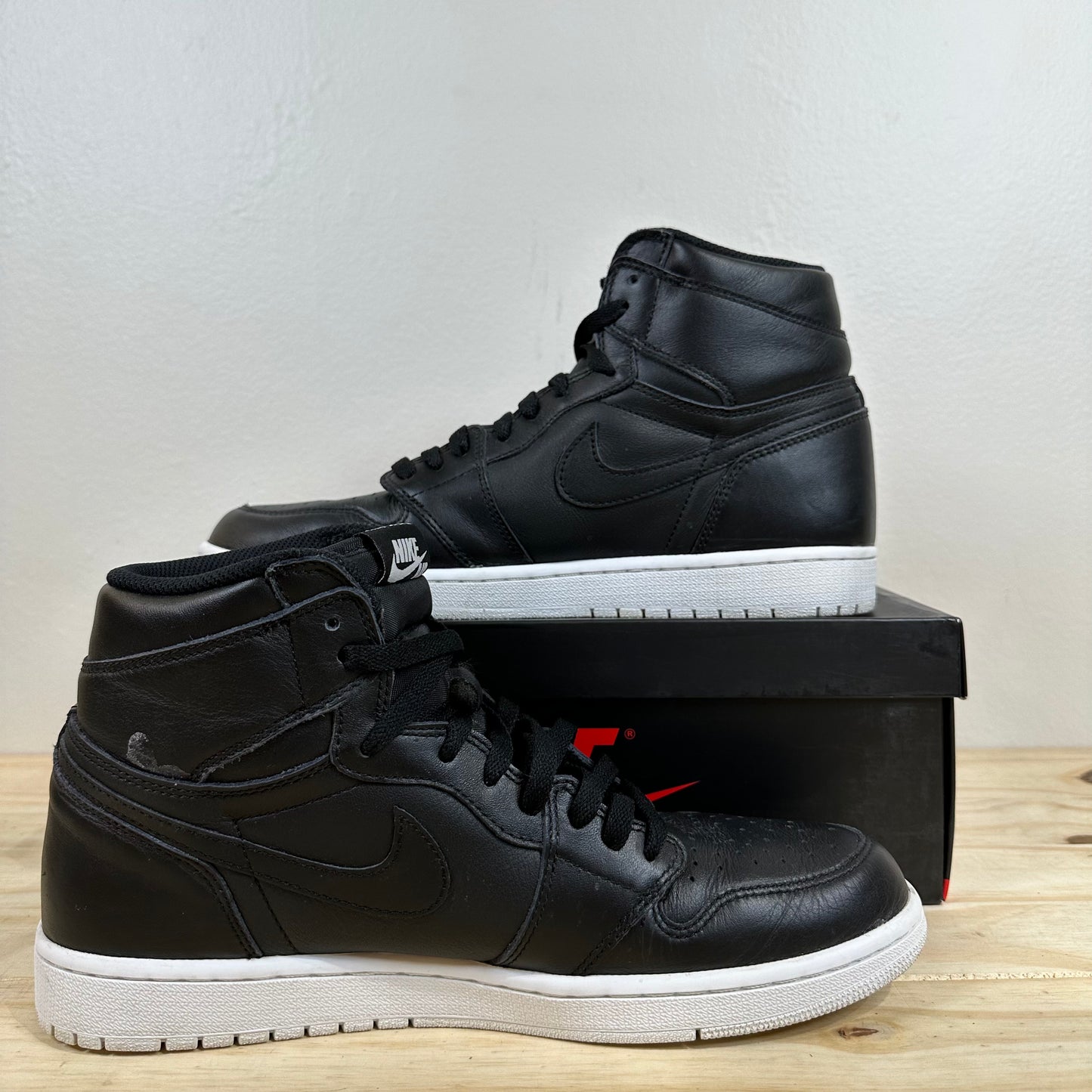 Air Jordan 1 Retro Cyber Monday (2015) Sz 11