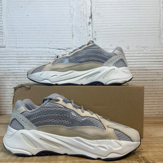 Adidas Yeezy Boost 700 V2 Cream Sz 11.5