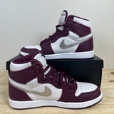Air Jordan 1 Retro High OG Bordeaux Sz 10