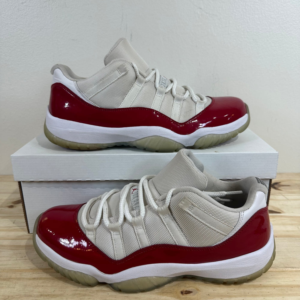 Air Jordan 11 Low Cherry Sz 10