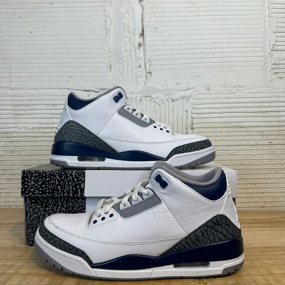 Air Jordan 3 Retro Midnight Navy Sz 9.5