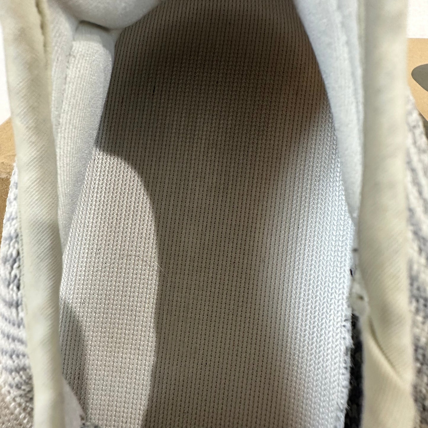 Adidas Yeezy Boost 350 V2 Lundmark Sz 10.5