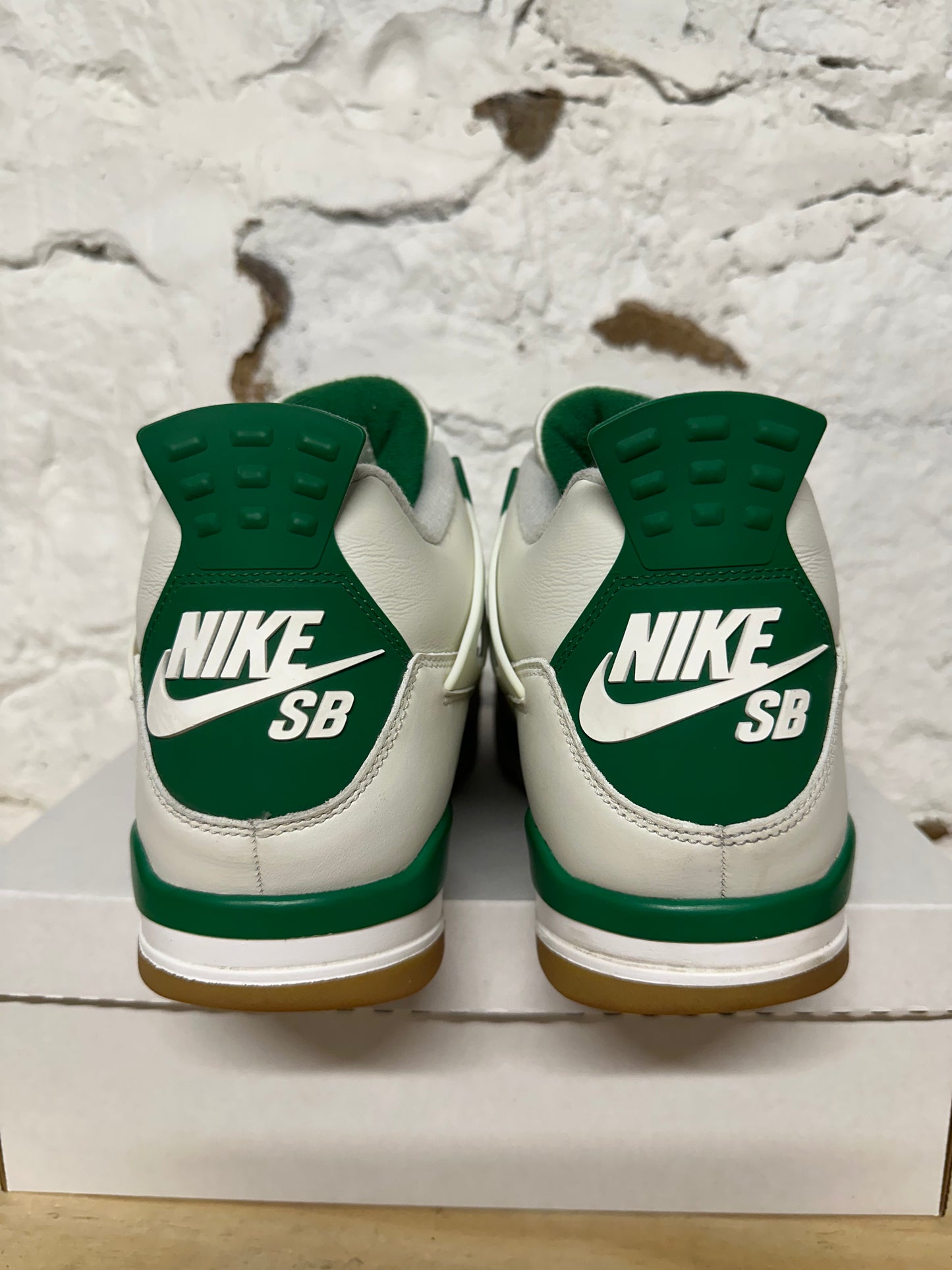 Air Jordan 4 SB Pine Green Sz 13