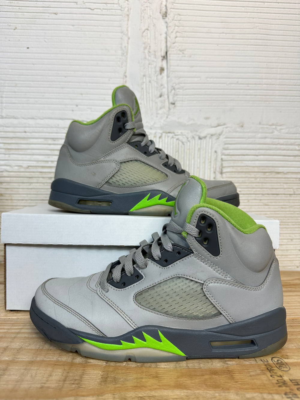 Air Jordan 5 Green Bean Sz 8