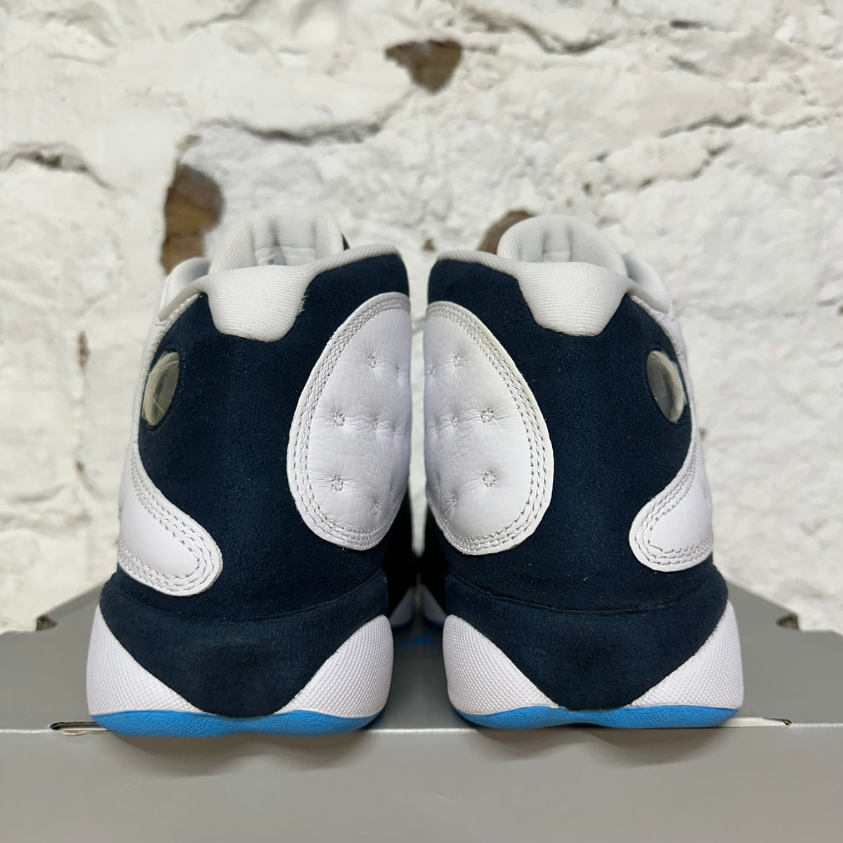 Air Jordan 13 Obsidian Powder Blue Sz 10 DS