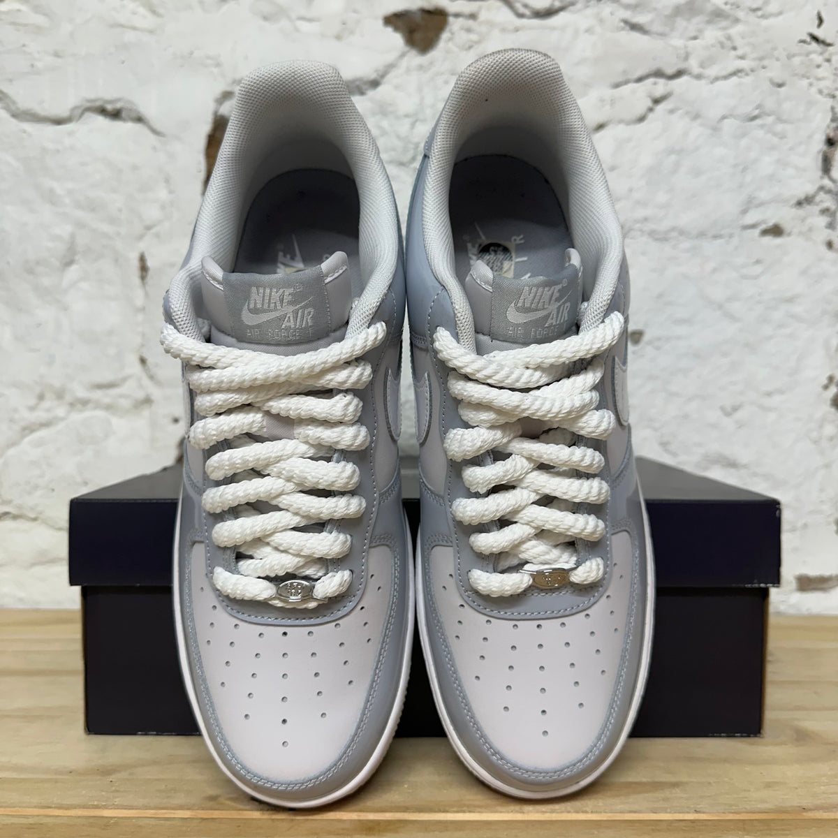 Nike Air Force 1 Low 07 Wolf Grey Sz 9.5