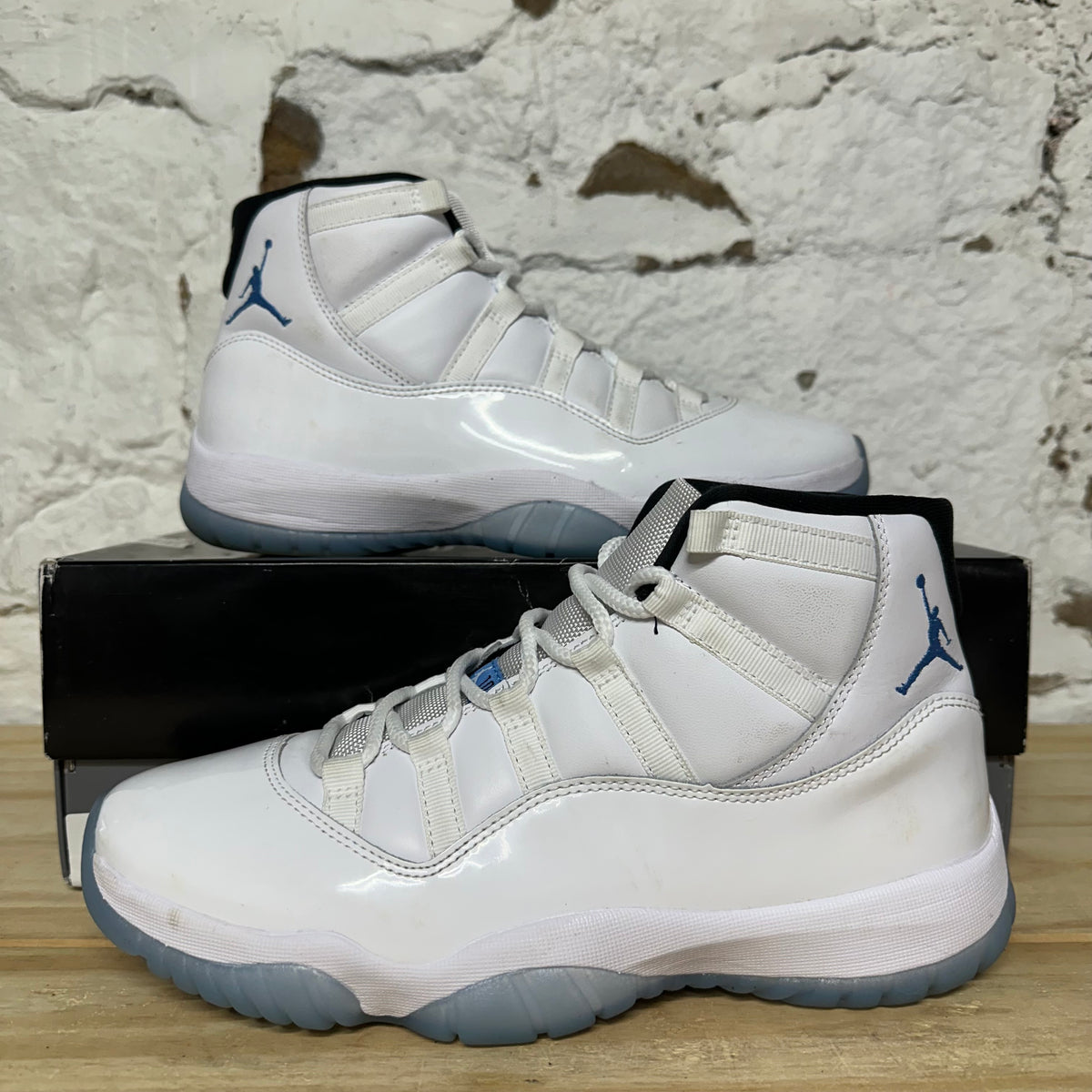 Air Jordan 11 High Legend Blue (2024) Sz 9.5