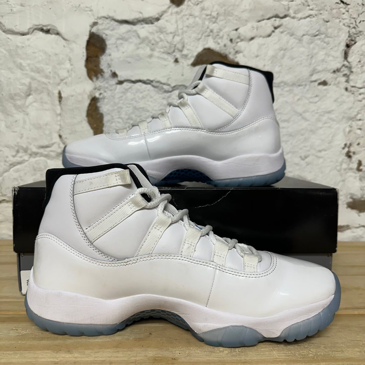Air Jordan 11 High Legend Blue (2024) Sz 9.5