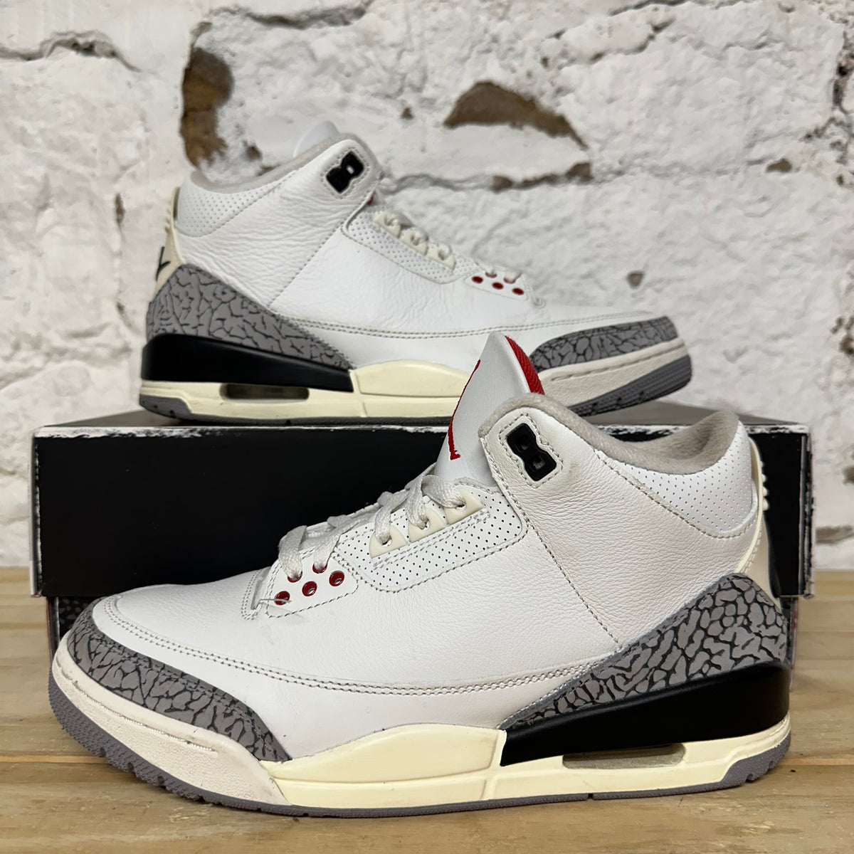 Air Jordan 3 White Cement Reimagined Sz 8.5
