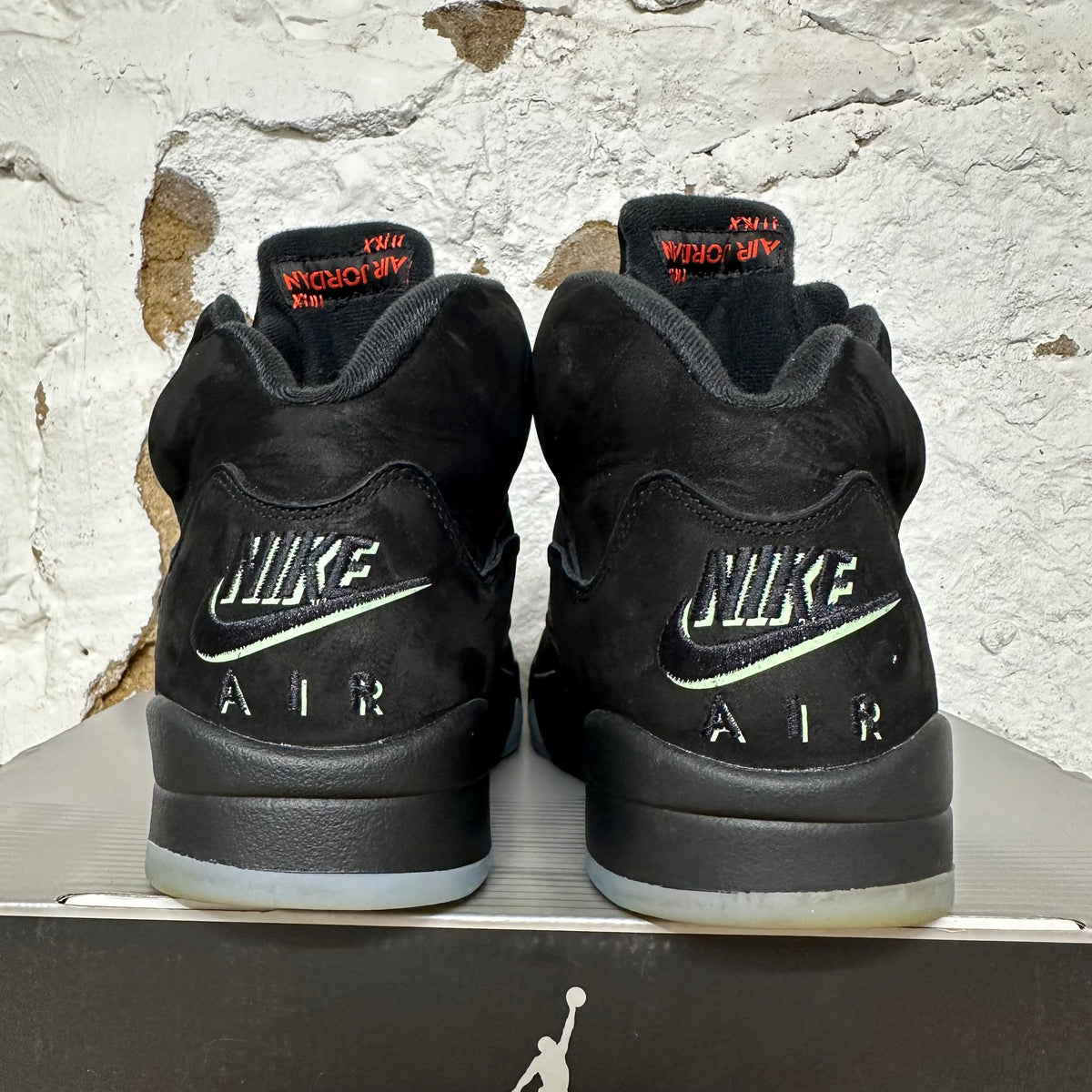 Air Jordan 5 Halloween Sz 8.5